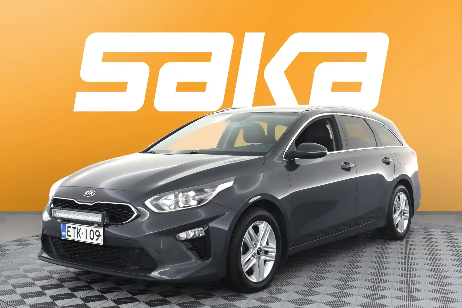 Car Image - 3KH5LOKrRfV4wihZgL7OrE