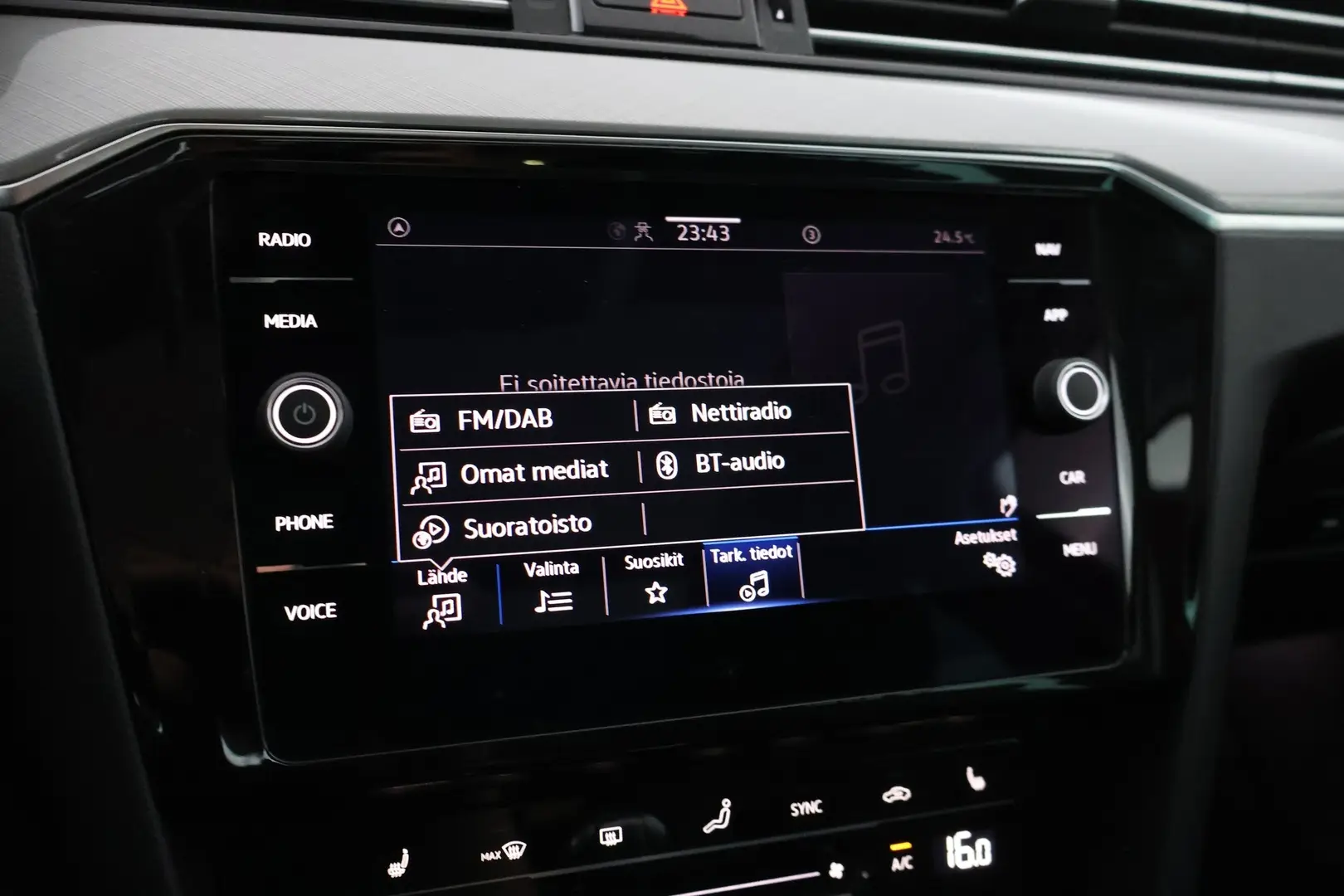 Car Image - chha1U4xxfSk2DhTmcNIB