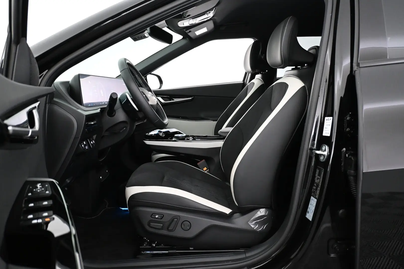 Car Image - 4nM0USsgE8aHFygkB9UWlu