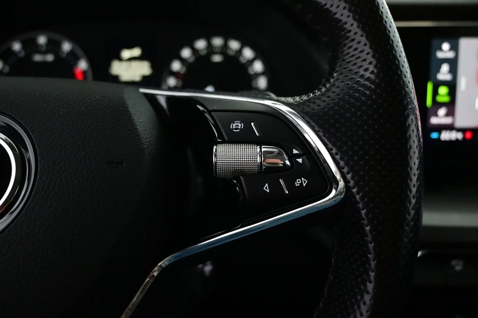 Car Image - 7vQz9JIPg7qSTng034e0Ru