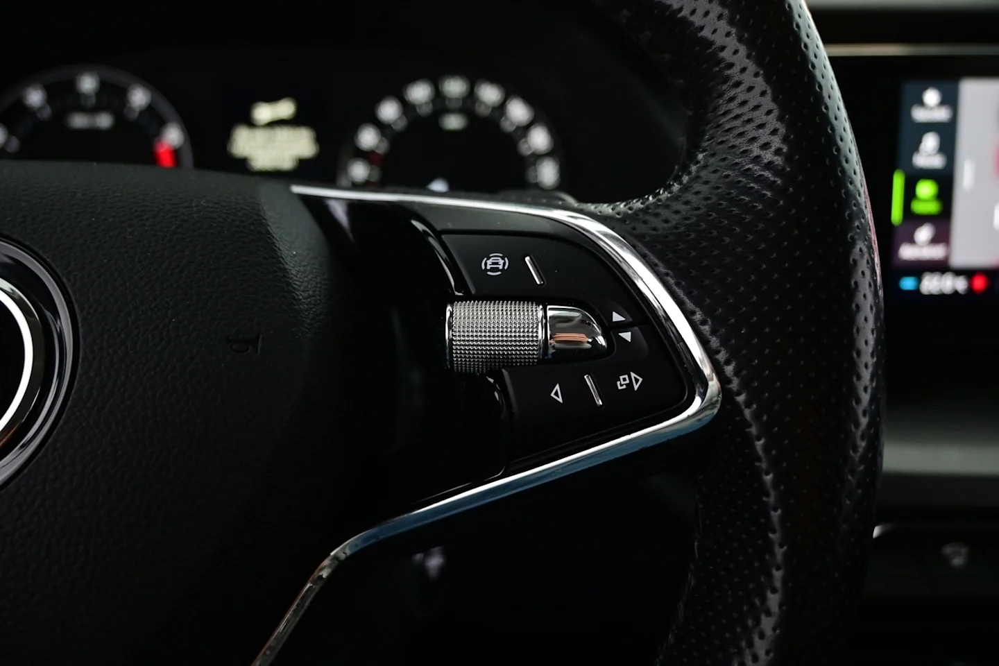 Car Image - 7vQz9JIPg7qSTng034e0Ru