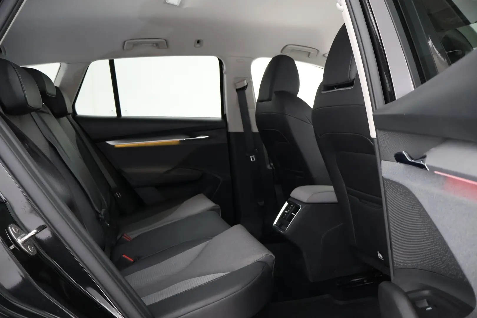 Car Image - 3G6MLCWieSc8CWTgHMWlU8