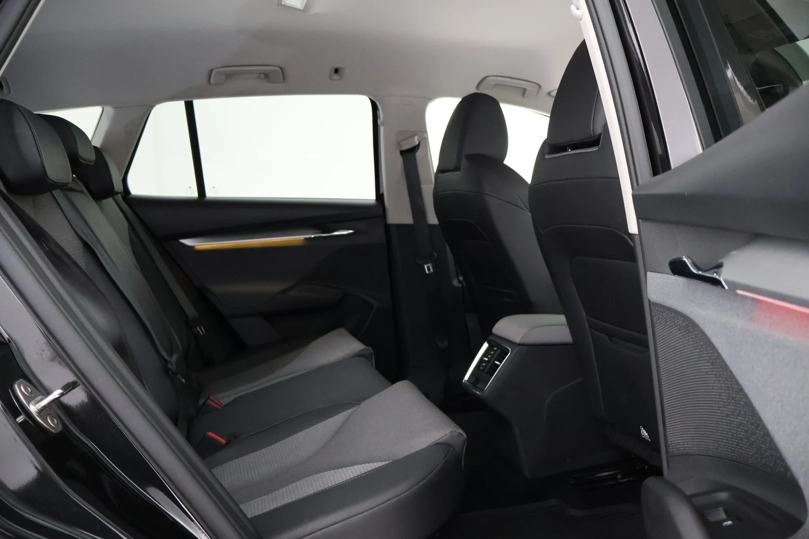 Car Image - 3G6MLCWieSc8CWTgHMWlU8