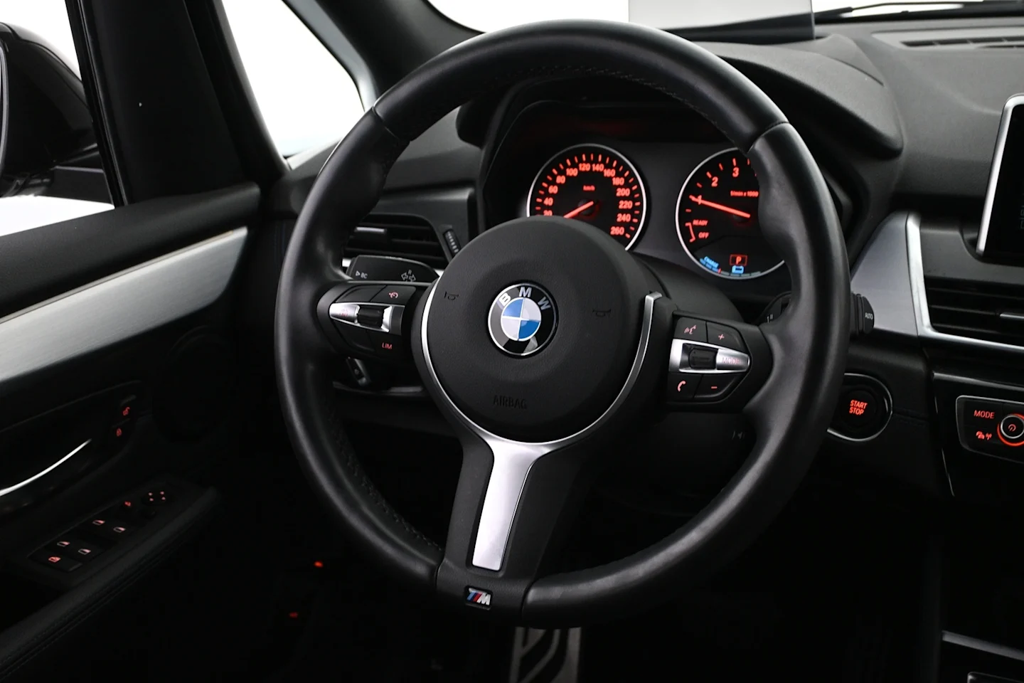 Car Image - H1YQmq74JDPdRqFPDcLr2