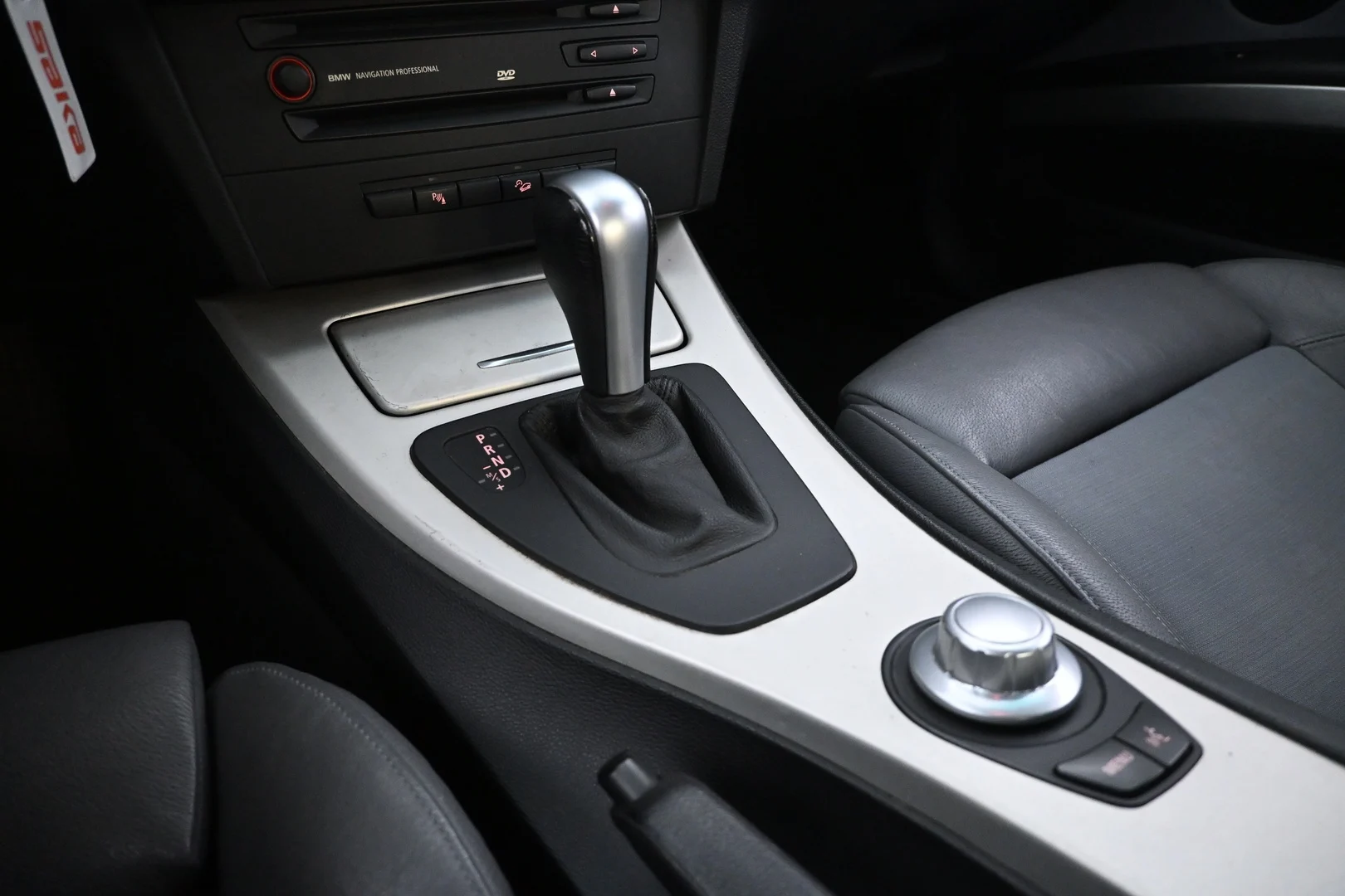 Car Image - 6GdwbLqHN8RdgXXlZhnTJN