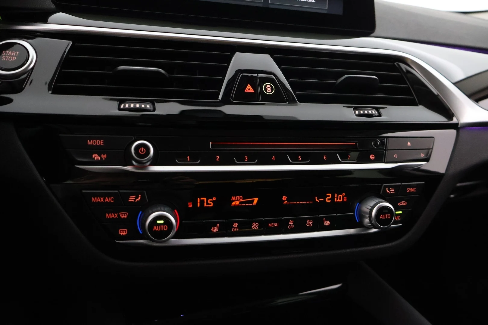 Car Image - 3VJGcqUdQ3wIakkW6Ta9Zp