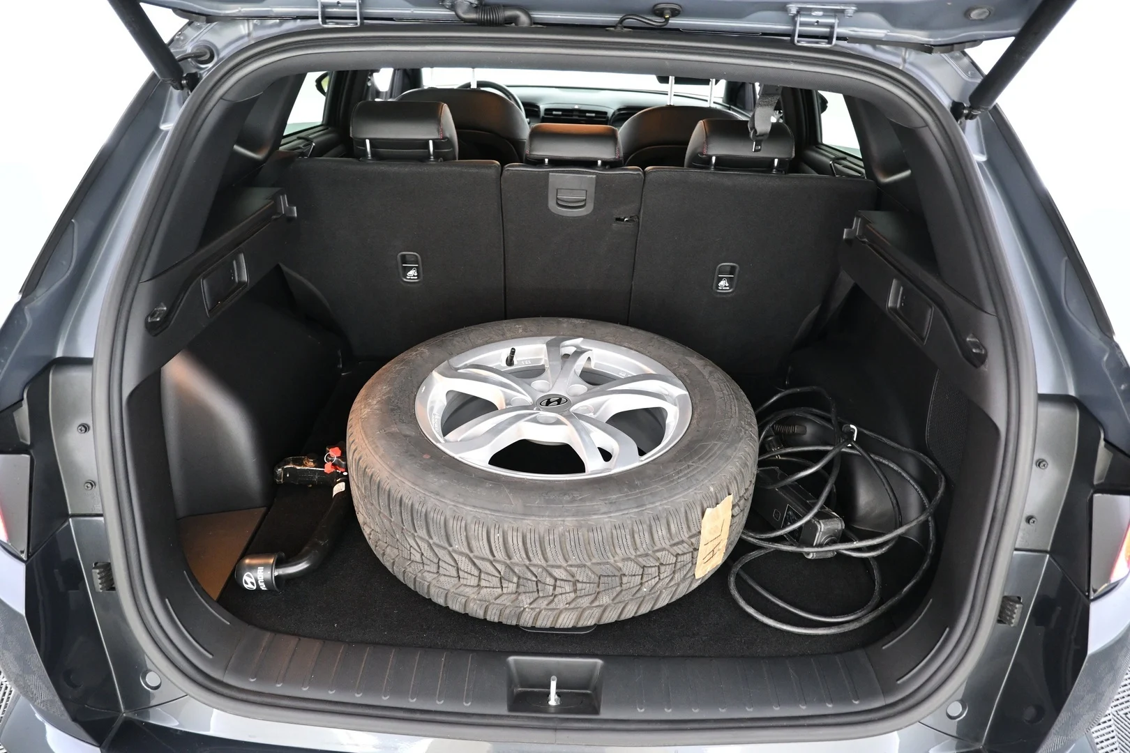 Car Image - 6QaTZC8bozAstjRYi1C4rI