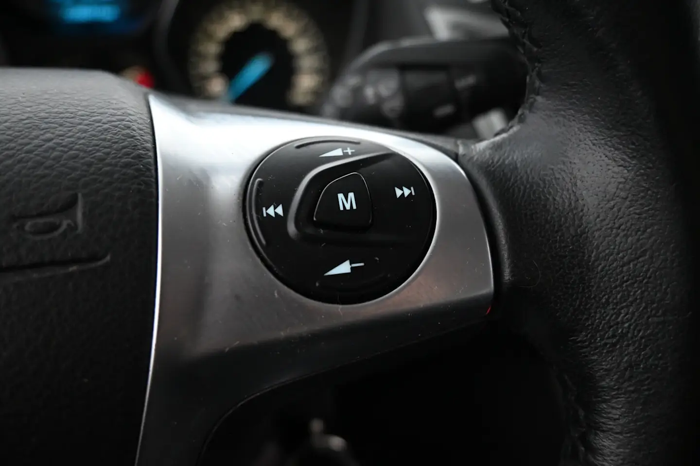 Car Image - 5jC6MdoxqK1j9hBrMSG06x