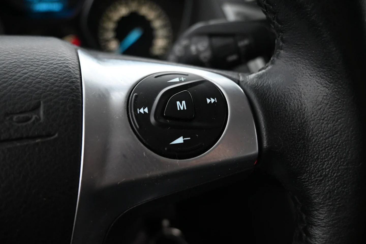 Car Image - 5jC6MdoxqK1j9hBrMSG06x