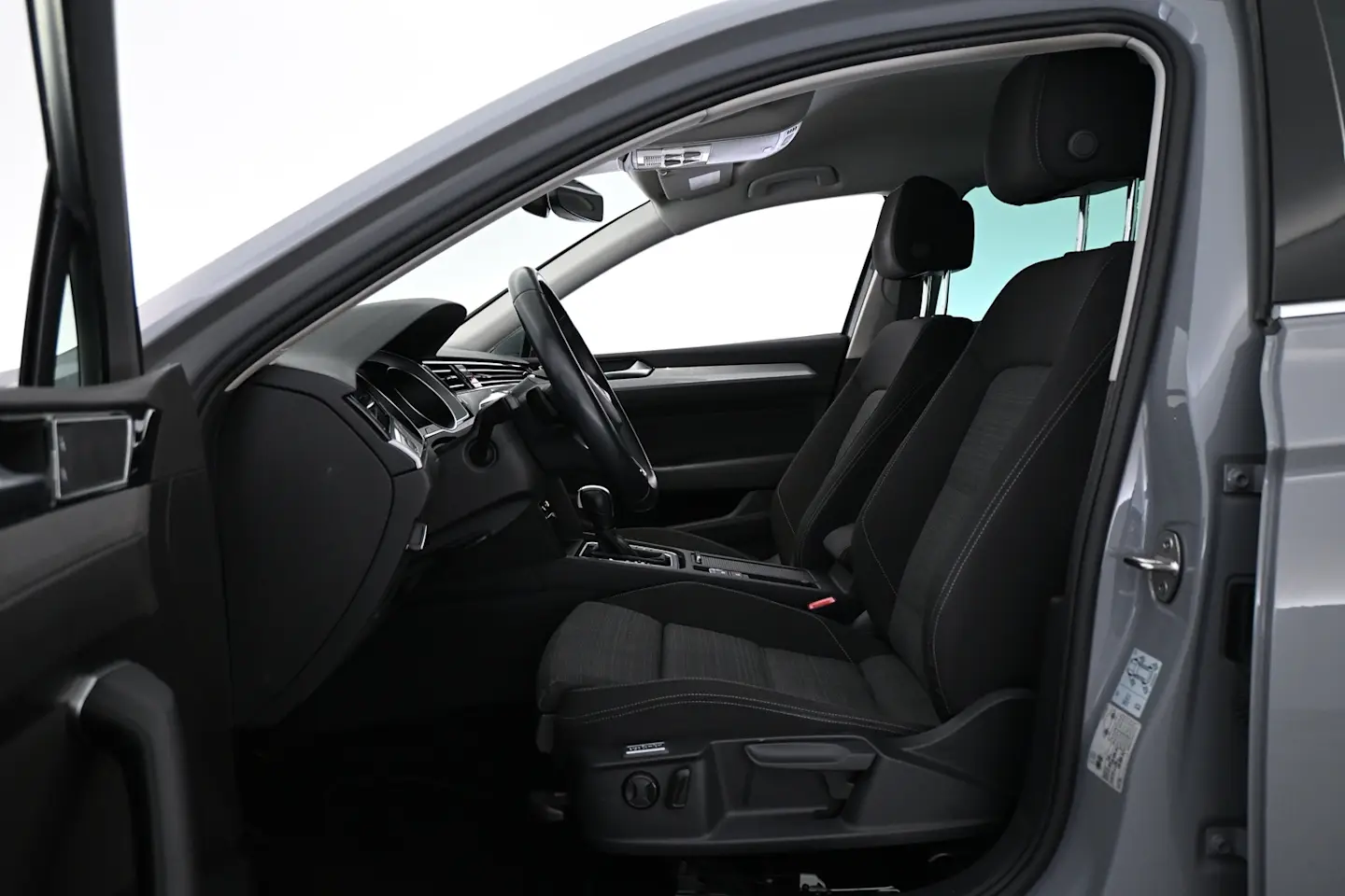 Car Image - 6u1r3AoxHiDXqxMUm8c8kT