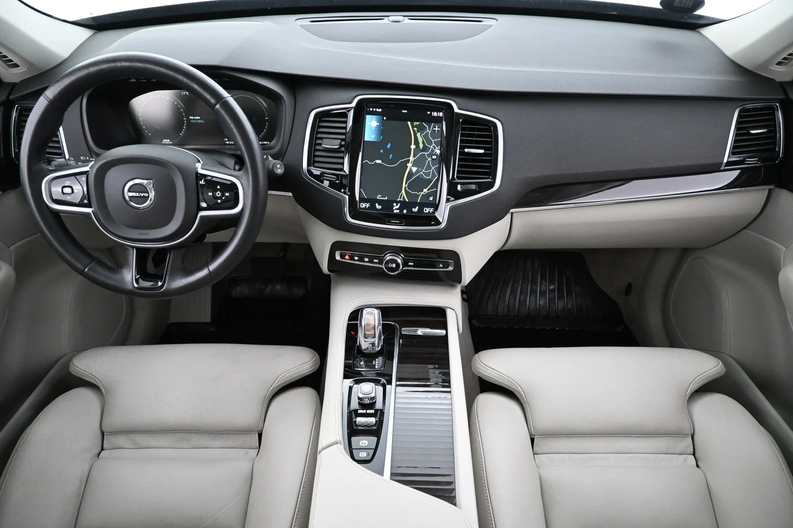 Car Image - 4MWaPqhFqCEXgivToA7tHR