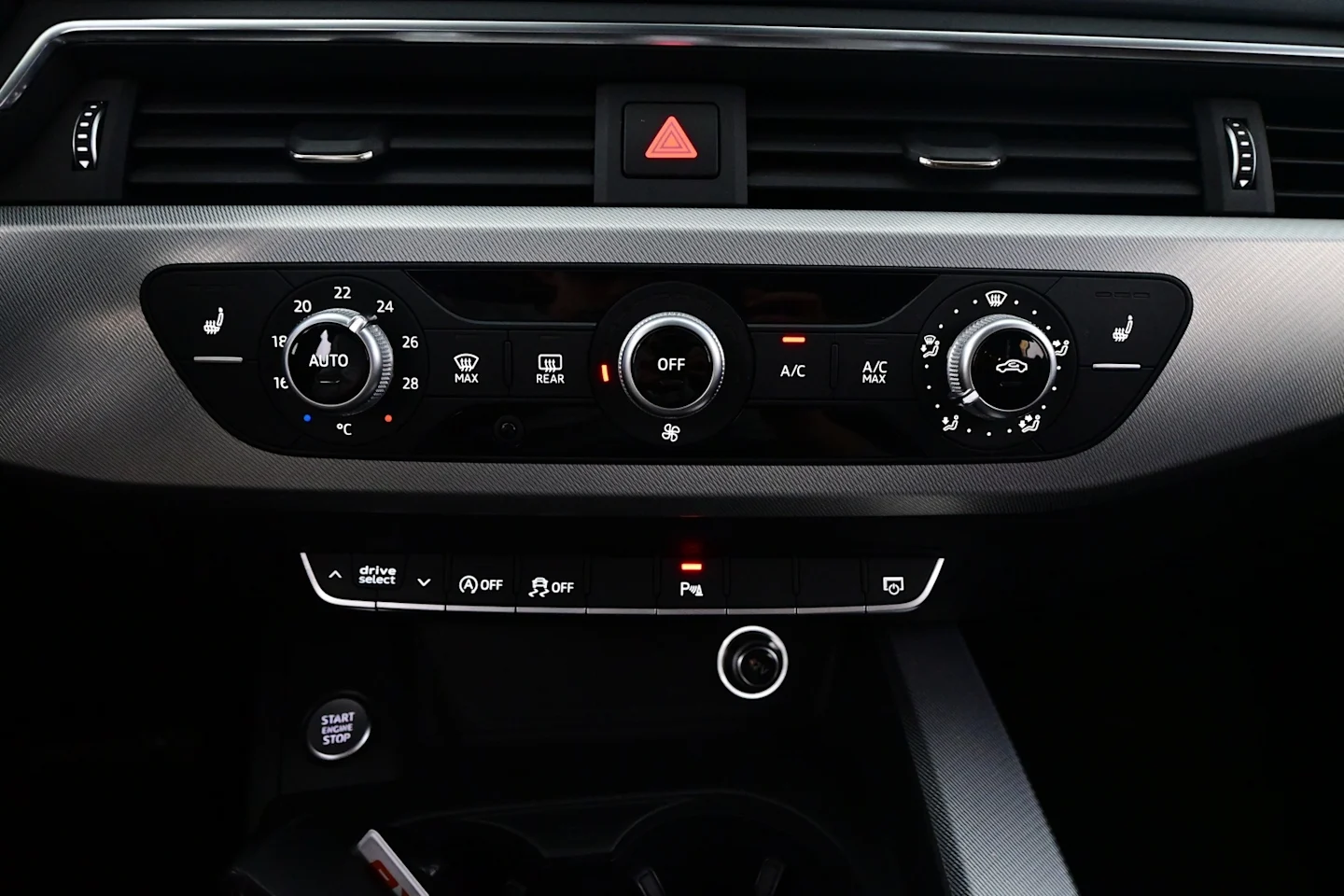 Car Image - 5uSb6BcDrAA3kCv97OmFSy