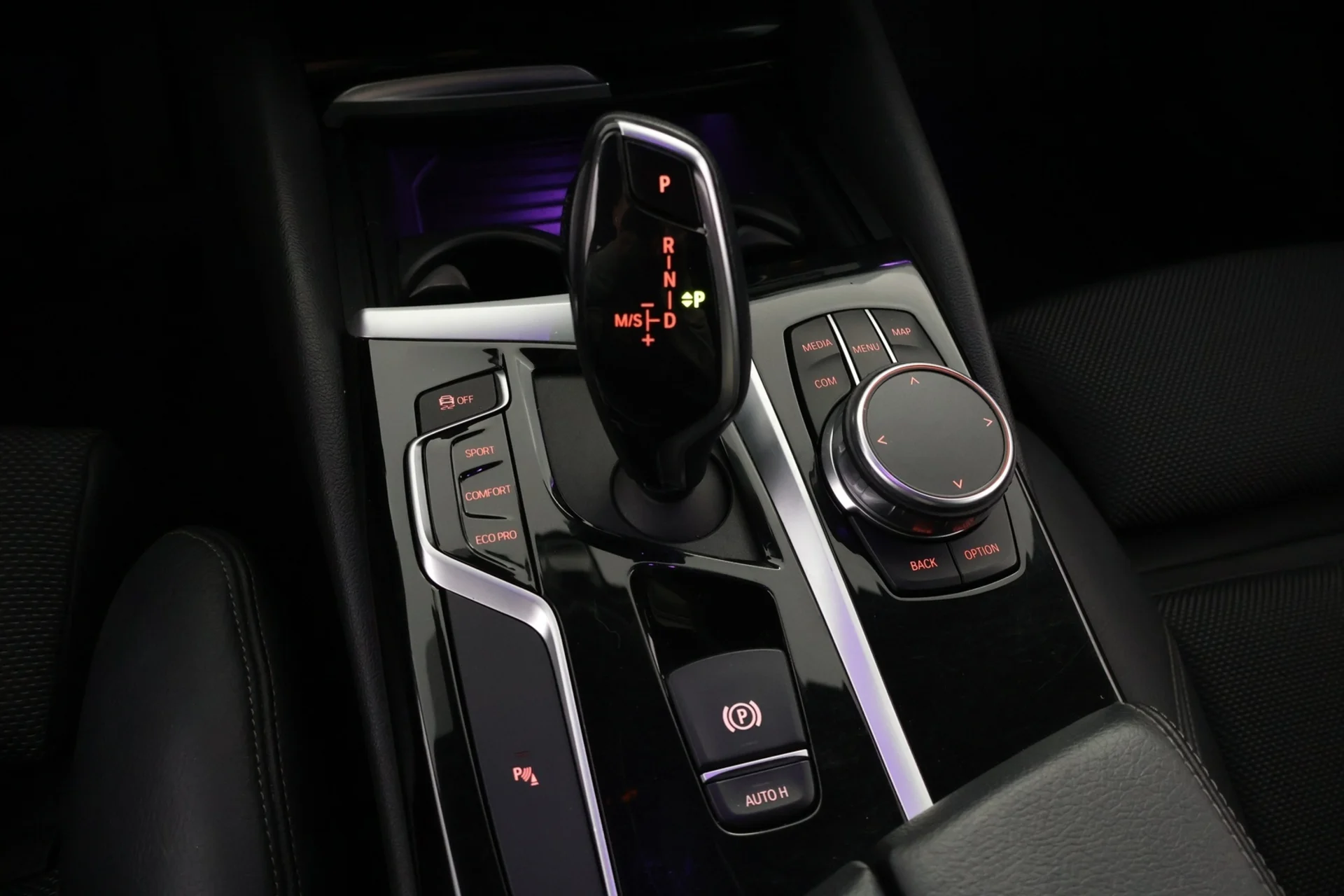 Car Image - 1mA9BMBqMxsvhjS8w4uyXg