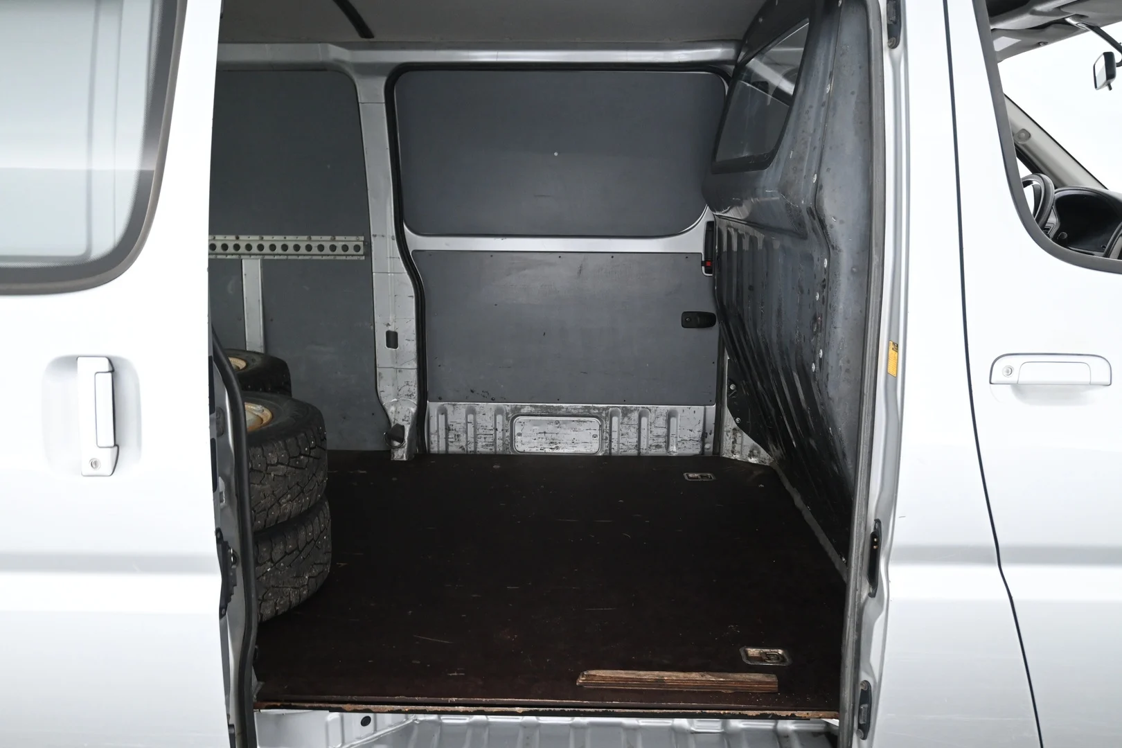 Car Image - 4PGBtroRyoBarjWtgumG8B