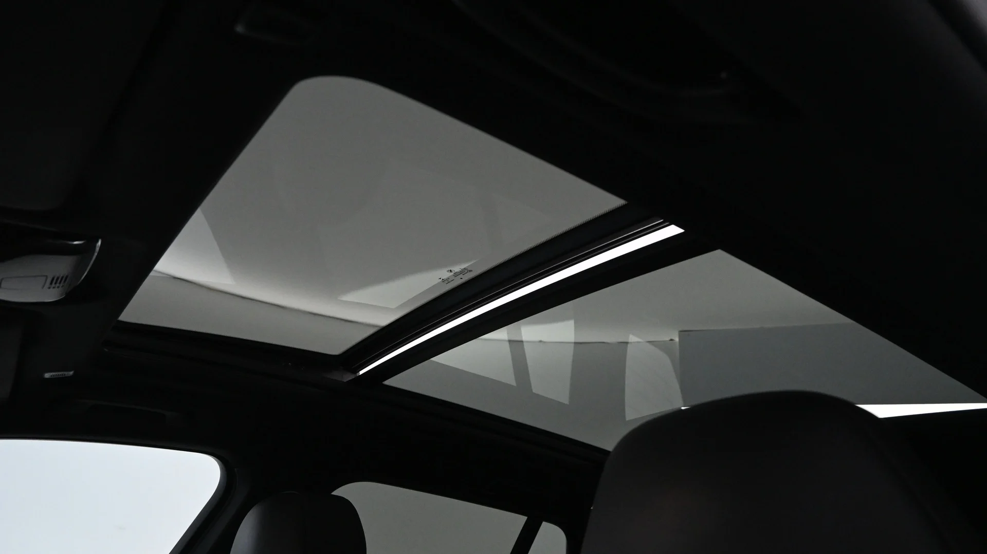 Car Image - 3egWFwDwvwxBkHvZuj6jHk