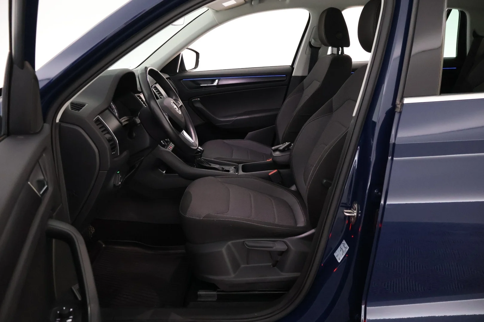Car Image - 7uogmKNpzf2aIPJcpooVbm