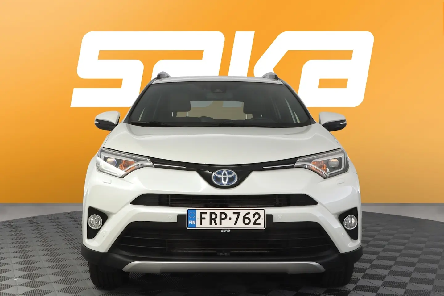 Car Image - 36V0vPAa9UmnYlAErTnEcO