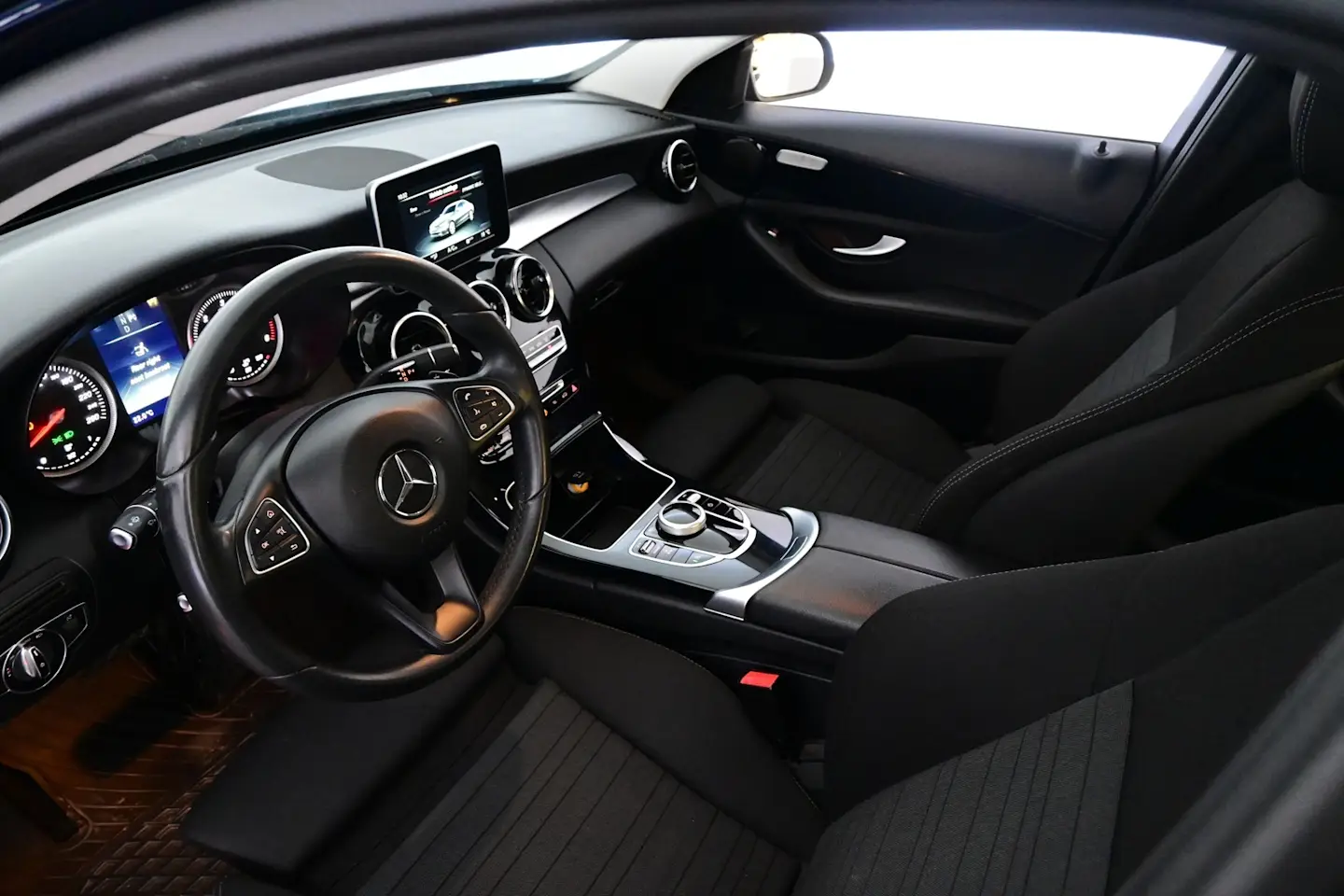 Car Image - 3nijoH3Uyk6cjw05FLzJx4