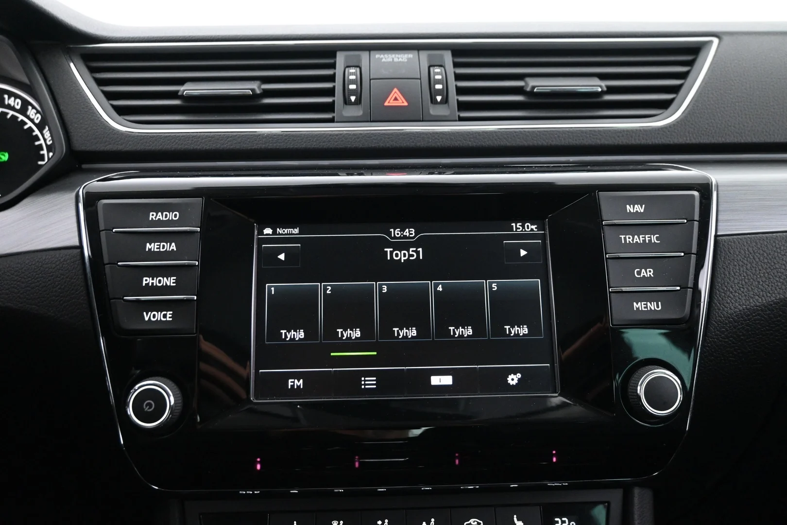 Car Image - 3rhcXen9Avu80hIdzkTKyM