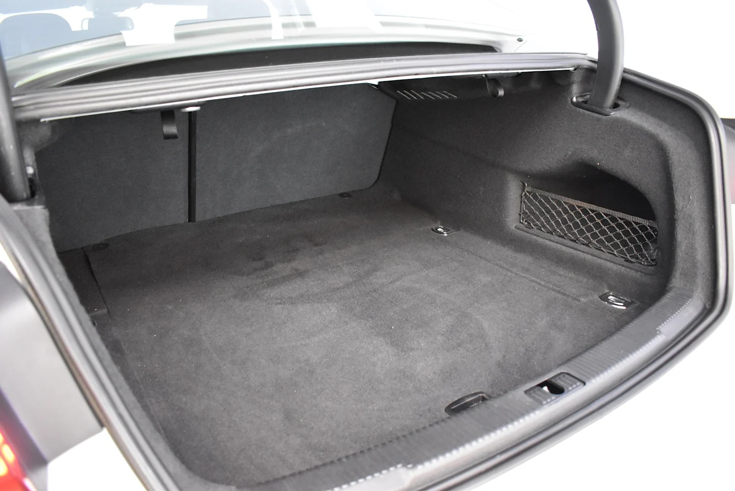 Car Image - 6X2cgM4Edlpp4tOanv3s17