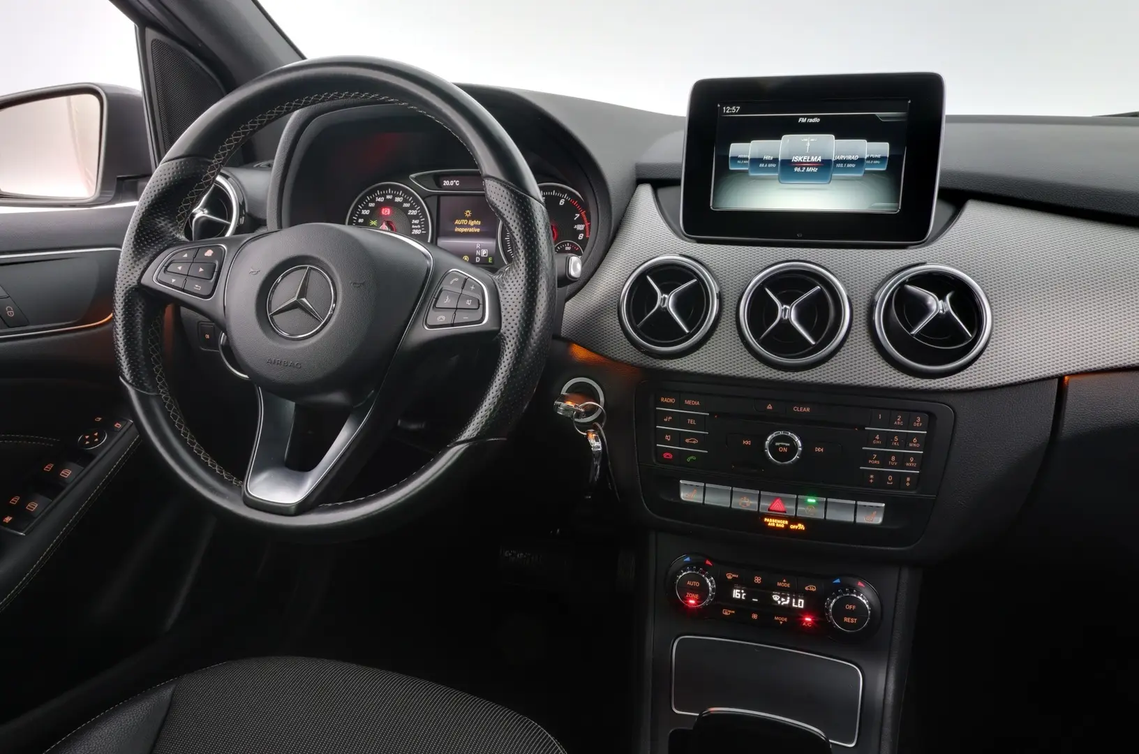 Car Image - 63U7z3QC4Lm5xdyZi4ukEs