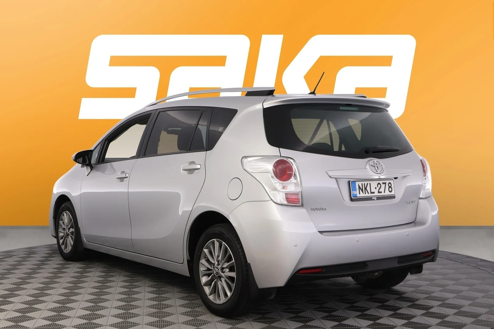 Car Image - 4ANCLx0JRK9xEpHyzB4cZe