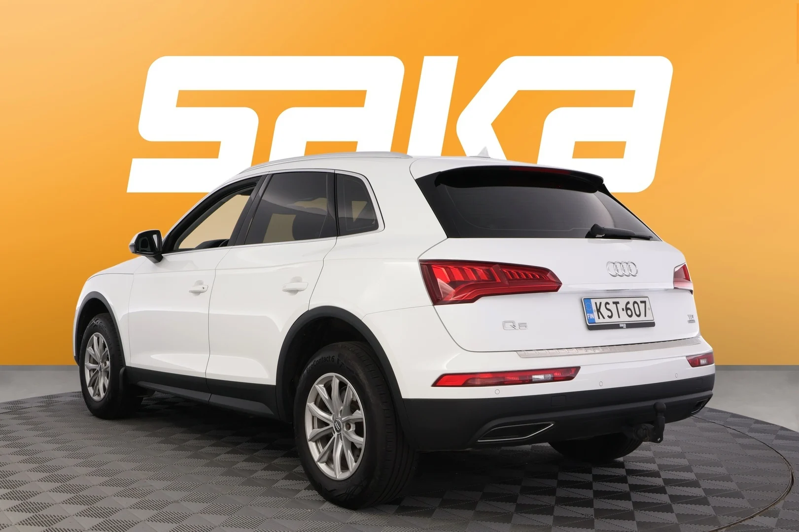 Car Image - 2CnLq8KtMV1dU9yyAWlHMA