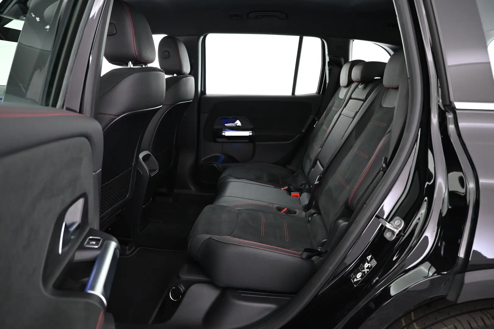 Car Image - U9rpuj19q9I7Sg2b8jYaH