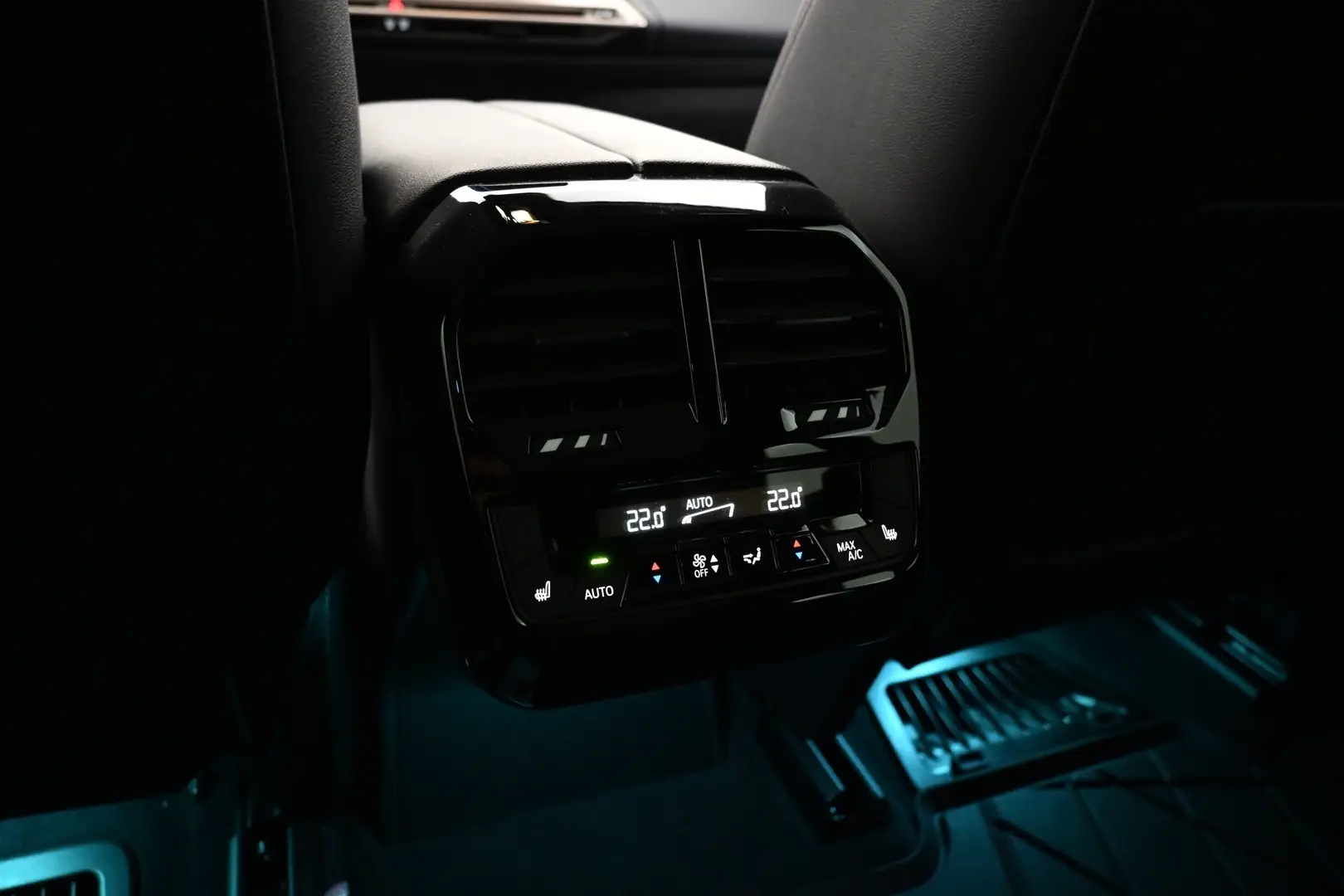 Car Image - 4abqGdMRsVcAjWln3XlB3M