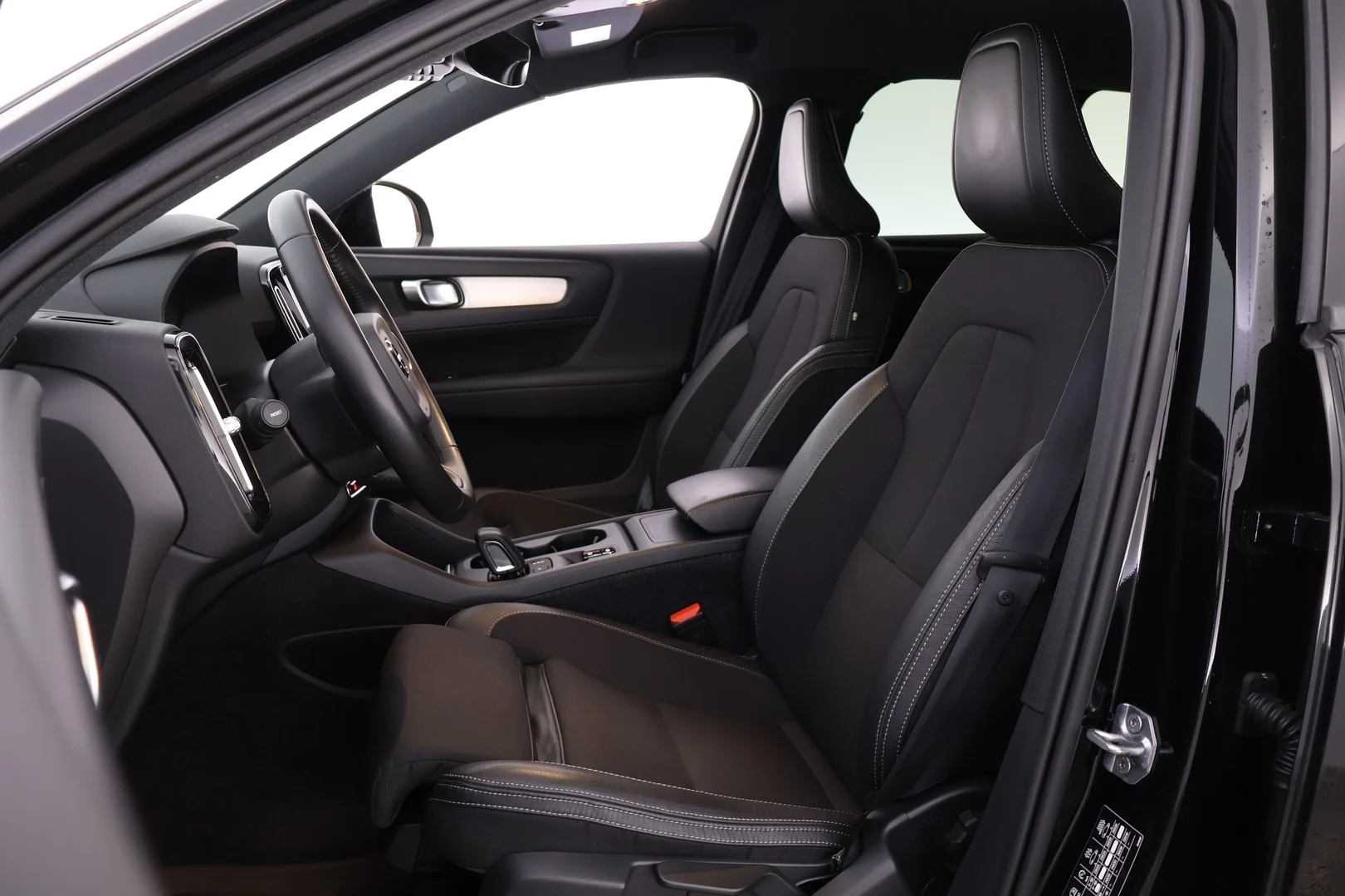 Car Image - 4oNwJuBWtDPIkY7ruG5nY2