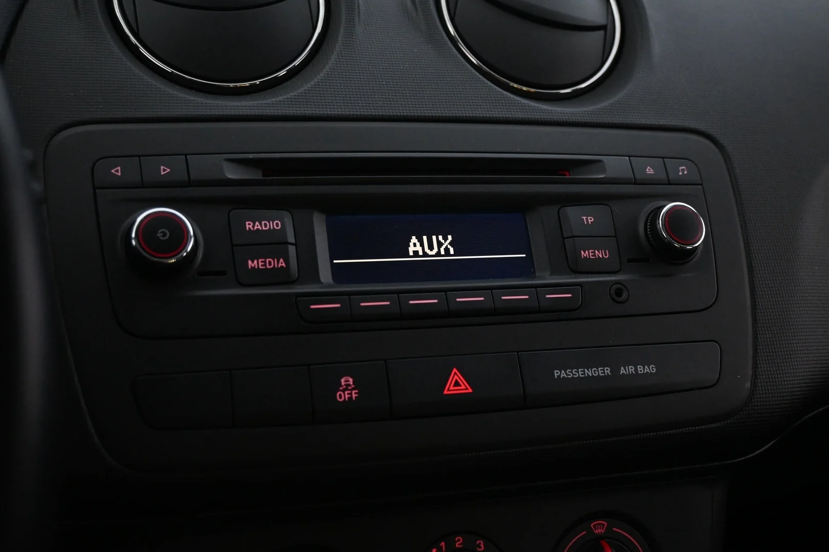Car Image - 1amDRuJmDUFkuyaj3mnj9f