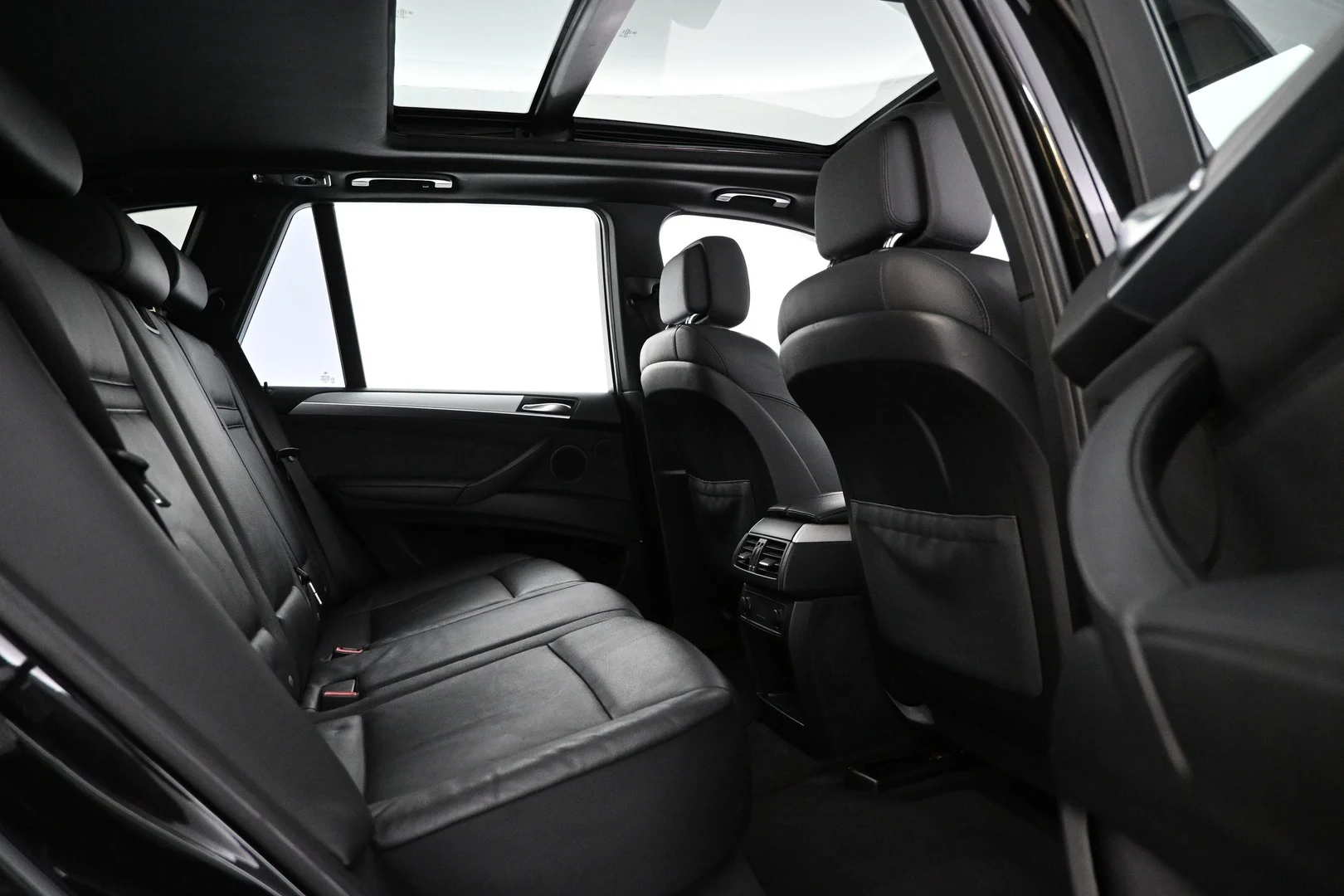 Car Image - 1QkDnnz74Qdf5hNjFreJS4