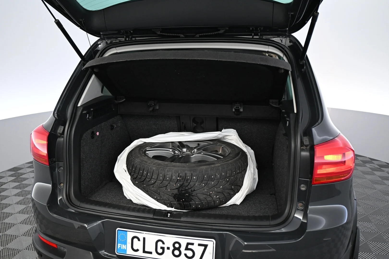 Car Image - 2aATPWRVwn9w4ql0MwtKul