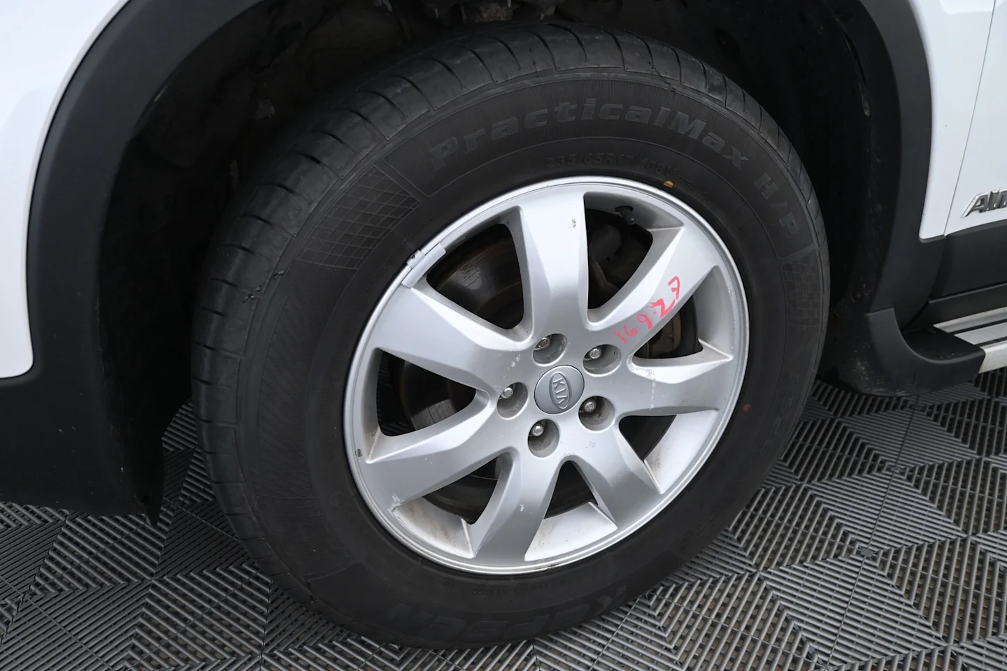 Car Image - 4kPJ8kgAbx0w7TjMbwxH7c