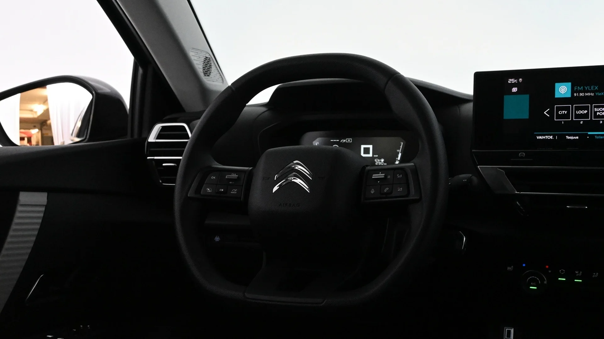 Car Image - pW7EKrHBoFm1Vm0ywpbNw