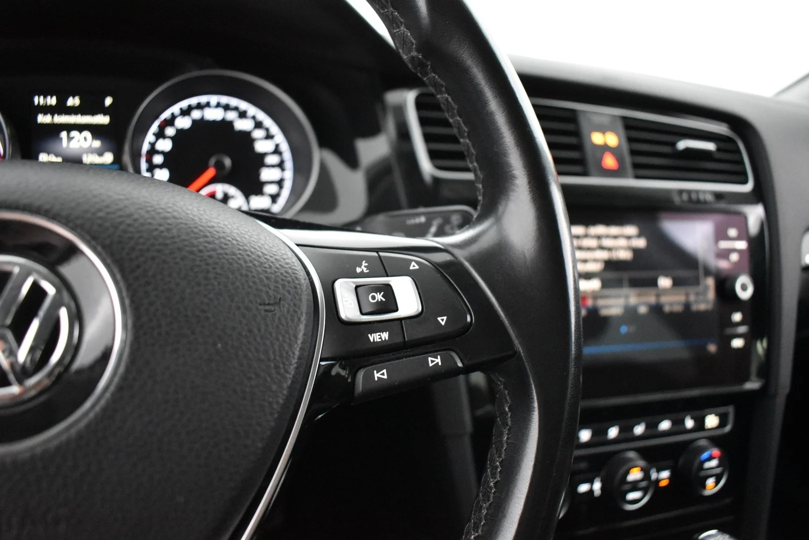 Car Image - 6DuyqSPk4HX3Xu4KCwZuI9