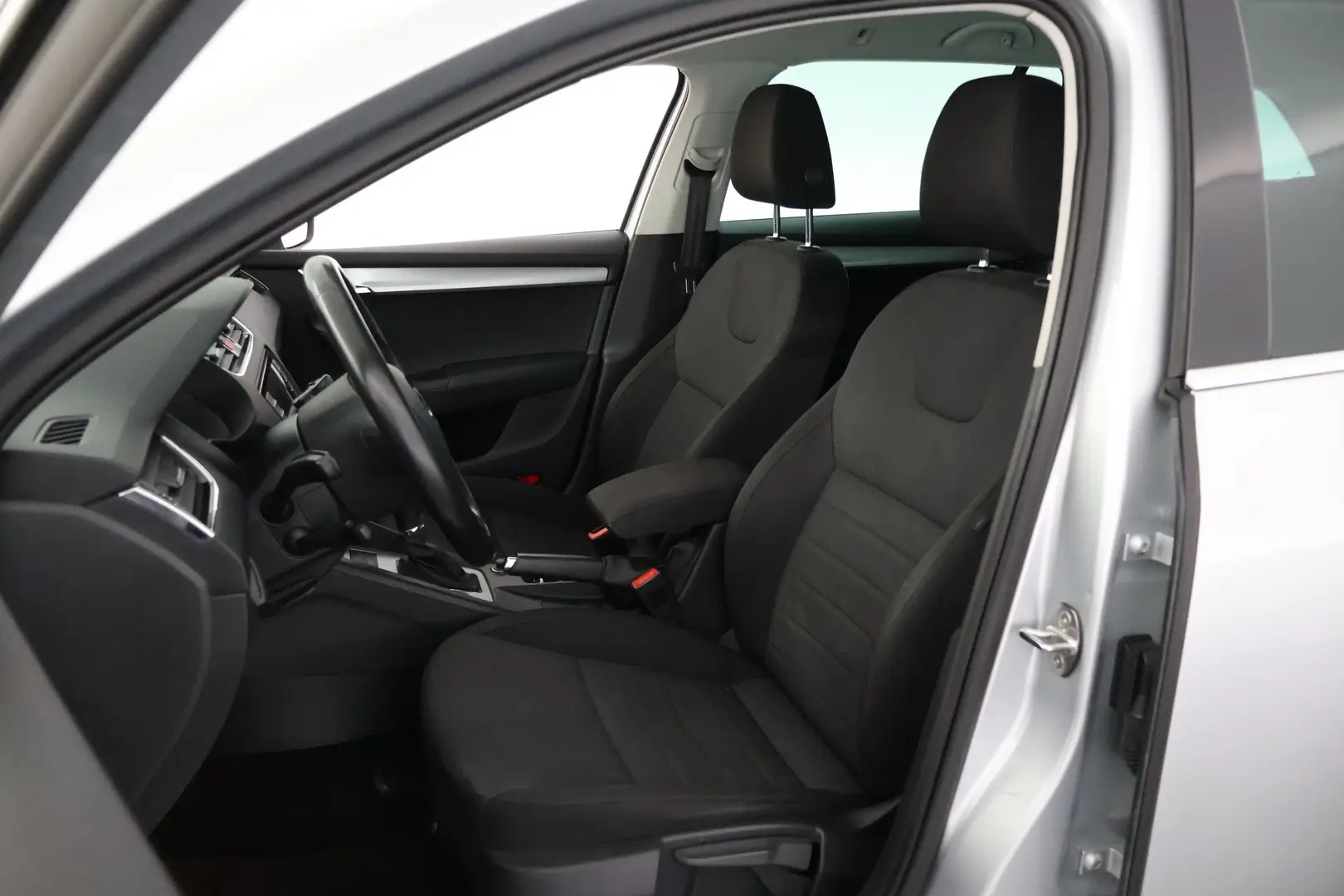 Car Image - 7lvVdkC07KkZ9sUmuseCSF
