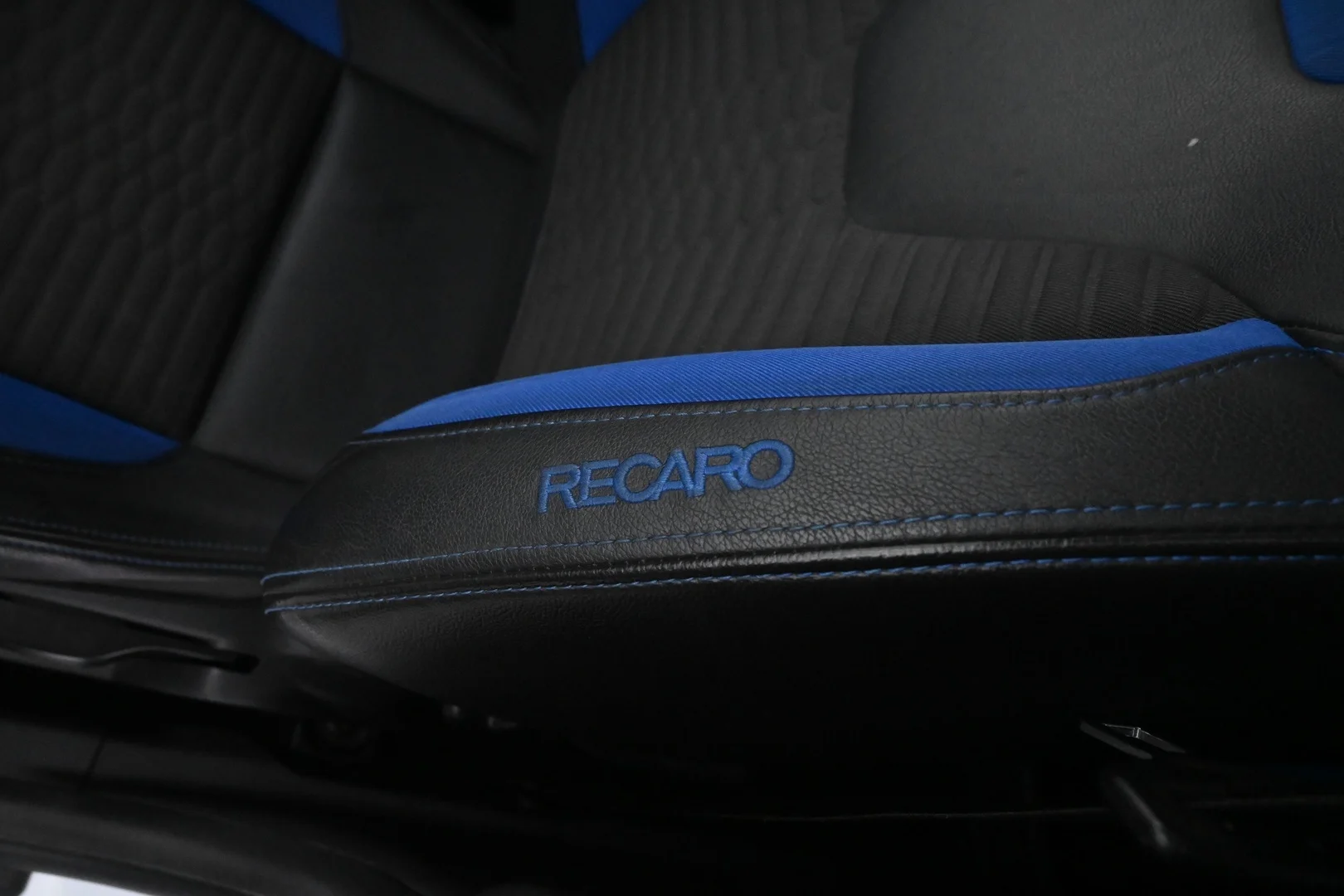Car Image - 189ViS7W24WpHWYCJXnUsy