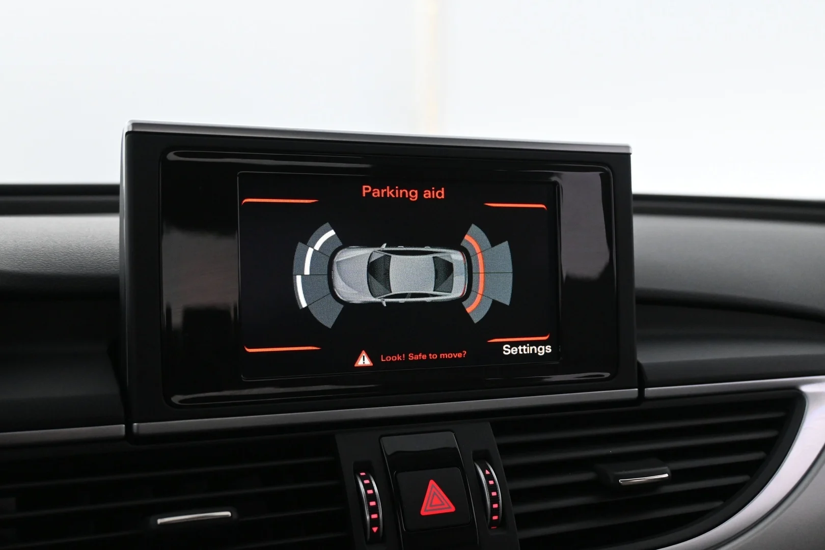 Car Image - 6V11CDQ2tbCqj8EPqGBcCs