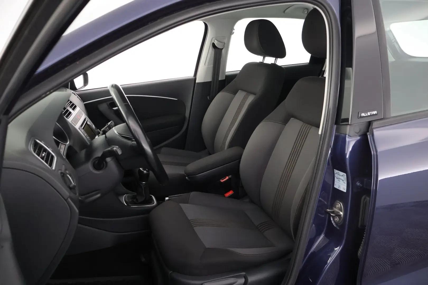 Car Image - 1qZ1jK59Ku1J8vi0pvpgO4