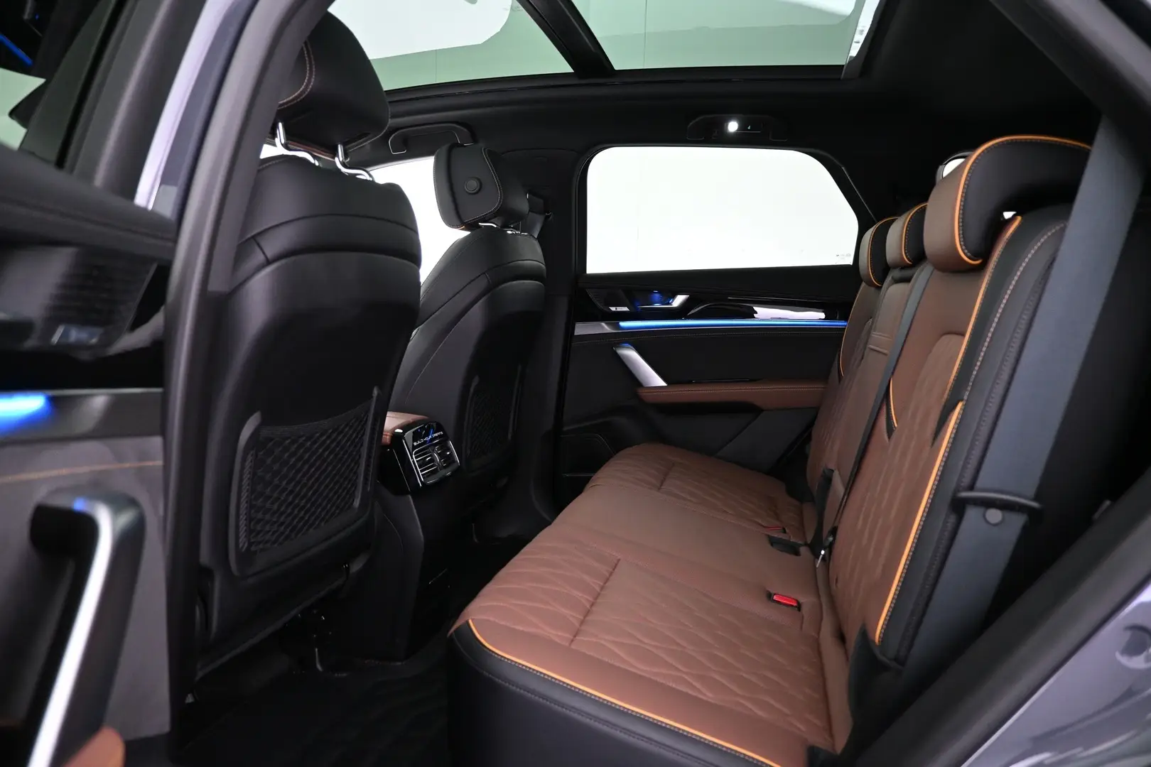 Car Image - ieLDfQRhAa0Bd3AwT5lmD