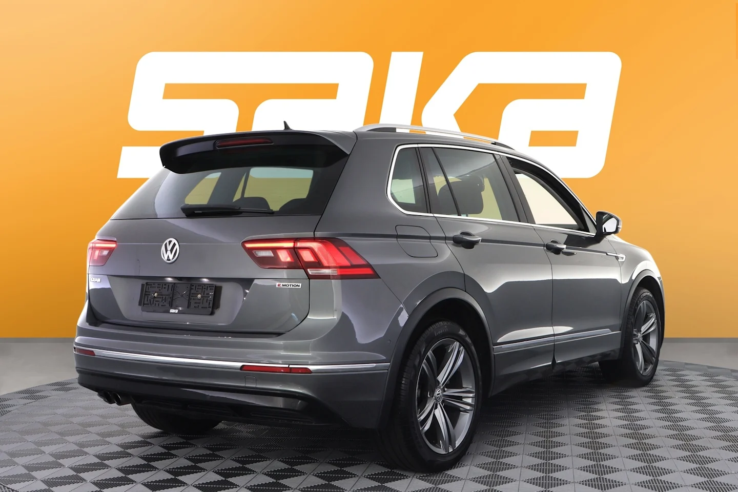 Car Image - 2KMQFqKwyYUjafbbSJrk1e