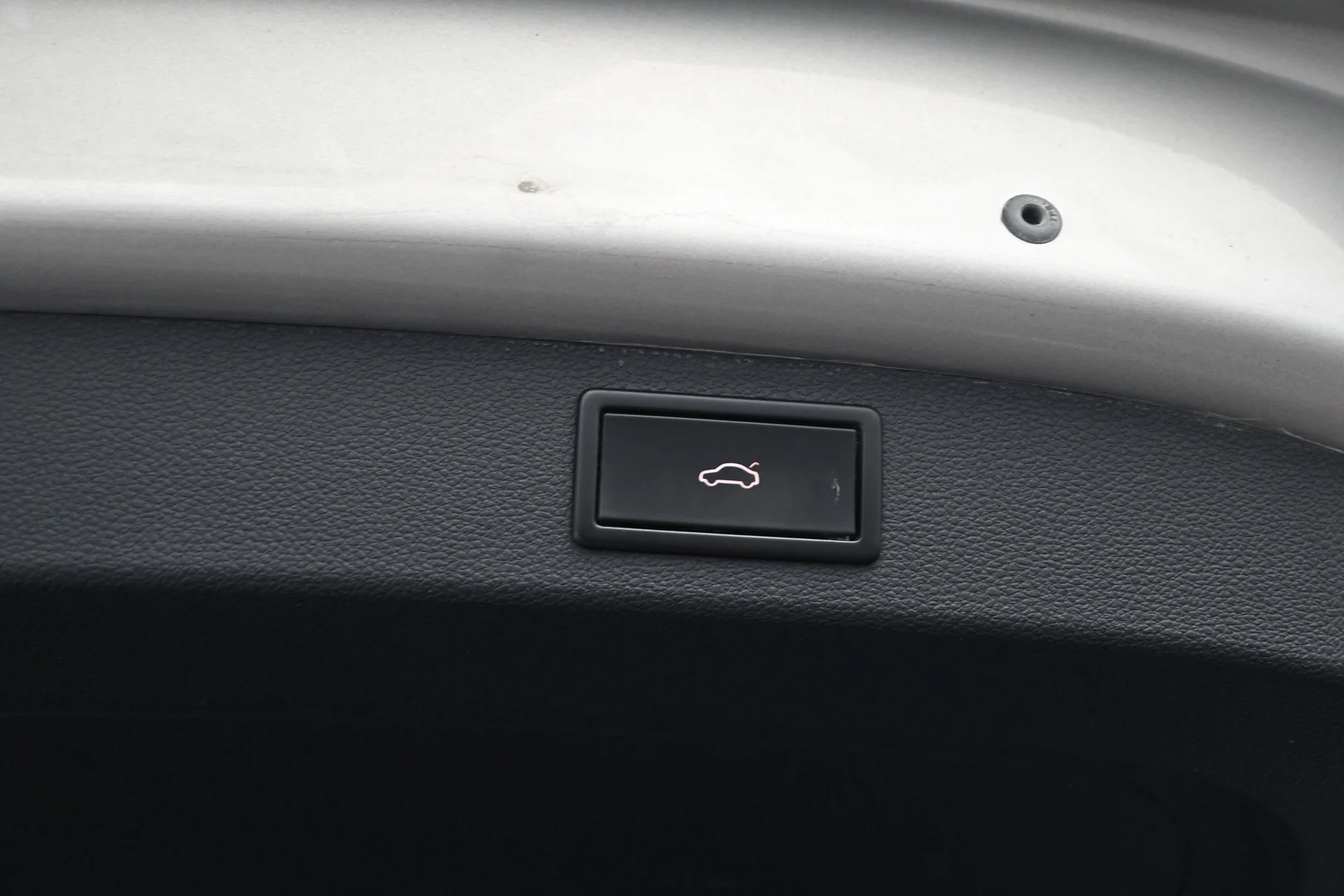 Car Image - 3SoY7u4VcKUvuY8ORQyNC6