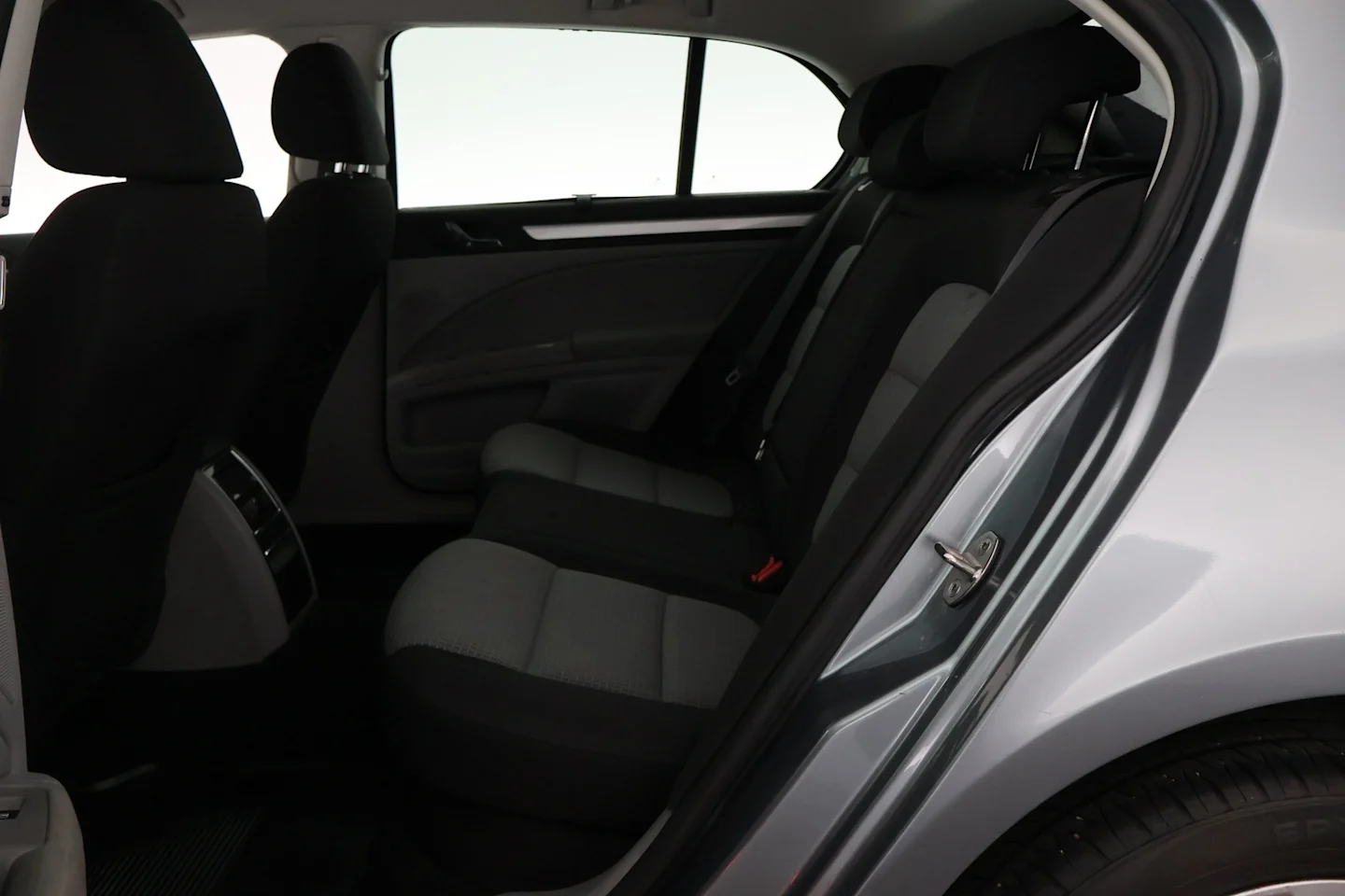 Car Image - FsTkKYT7XoojYjjK0pqFY