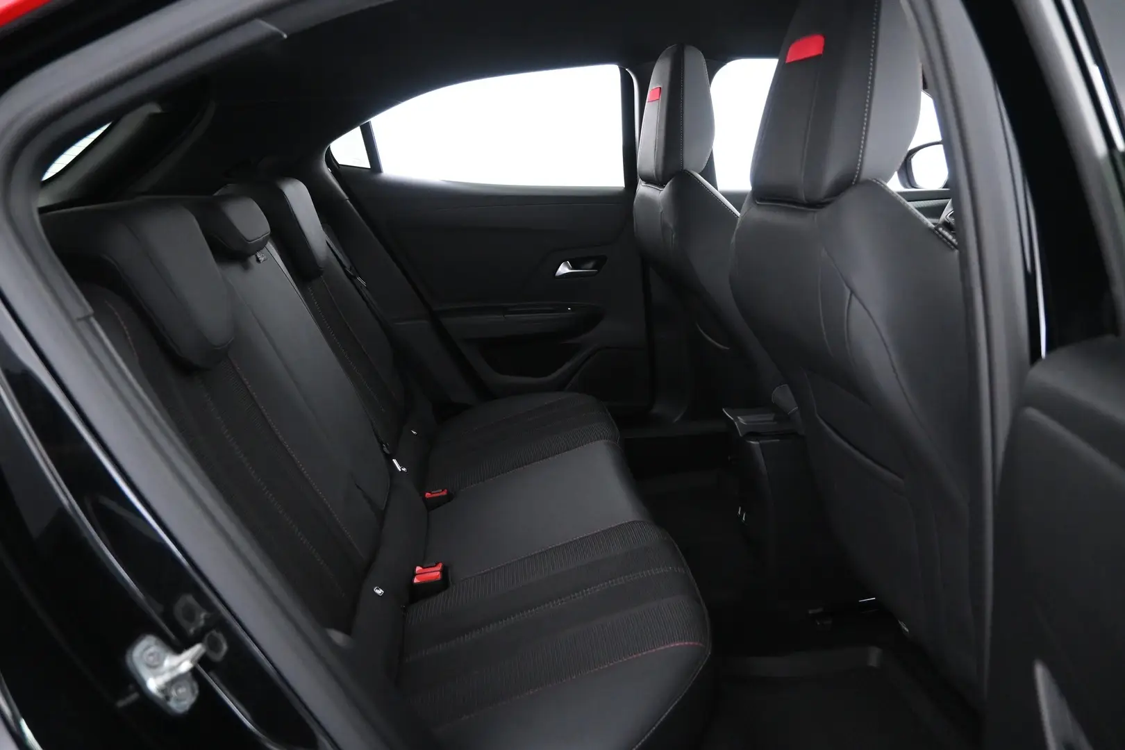 Car Image - 5YwwjrCzMmh9z3y3tuwRZ