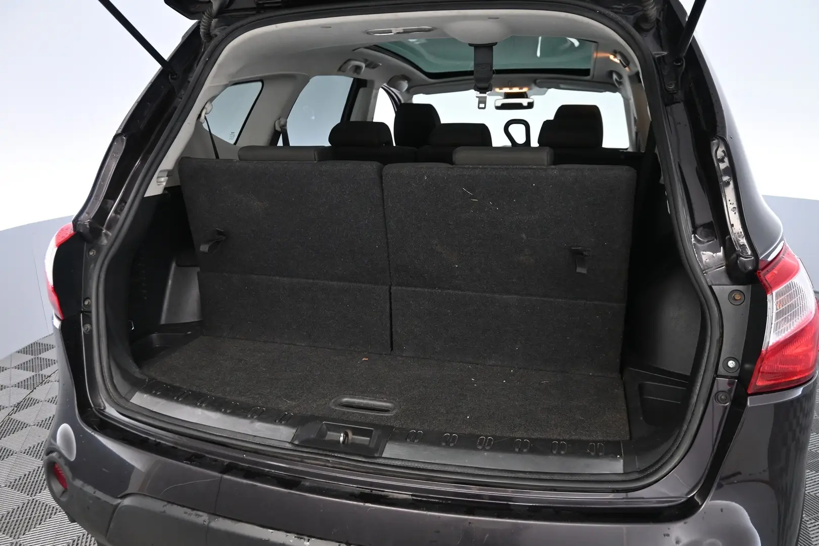 Car Image - 1GFl2NnwtfpQVKtJplZaBK