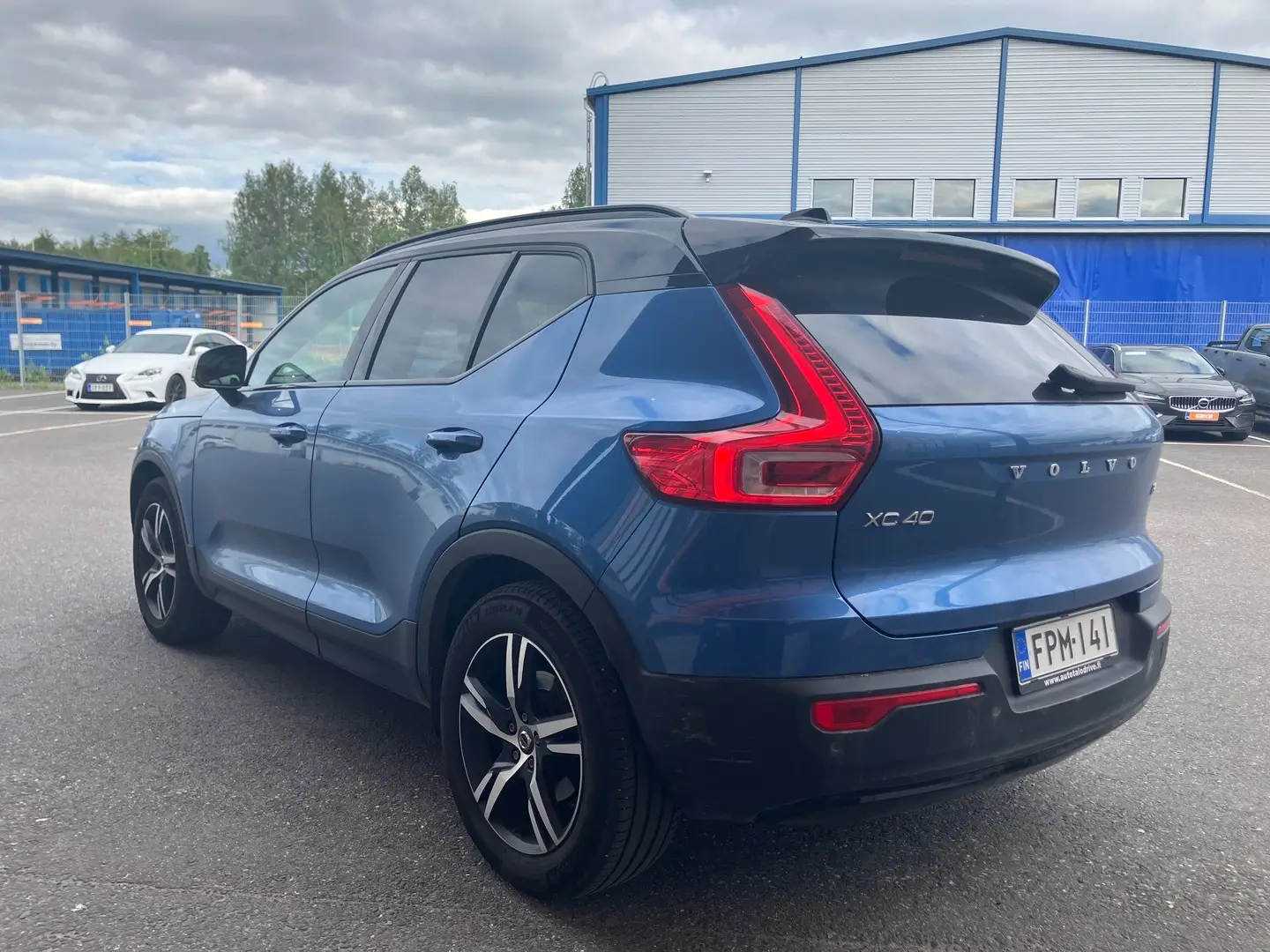 Car Image - 5I1GuT6WDP5LpRsO24QJNV