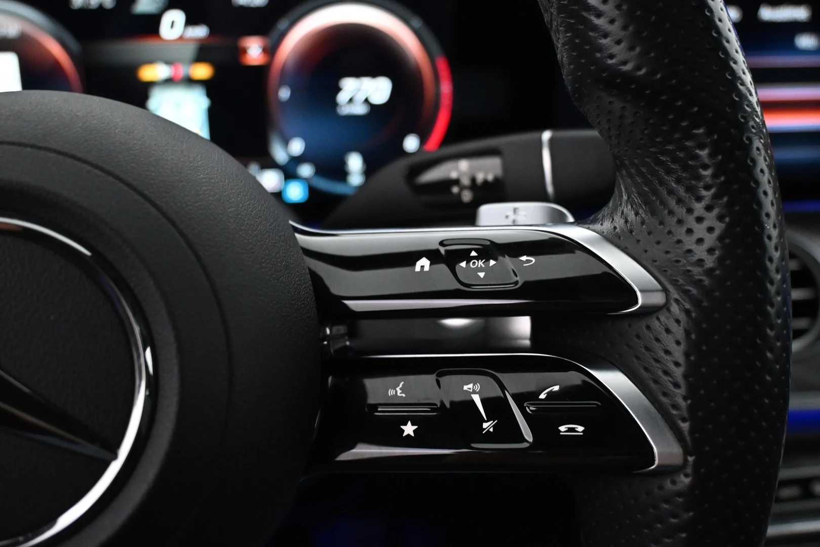 Car Image - 4CceUlSxhC6vLzOFDiMZWm