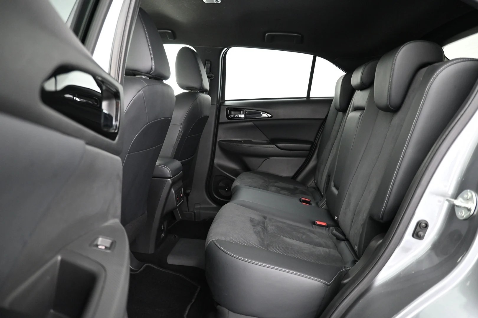 Car Image - 2kIExDlg5bnOxo3rZwLt3c