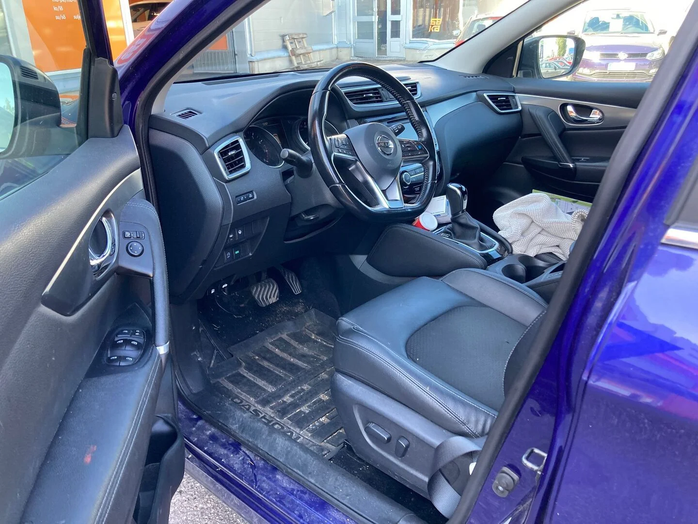 Car Image - 4IxGSNM9yo9yEAez7Ph5Jk
